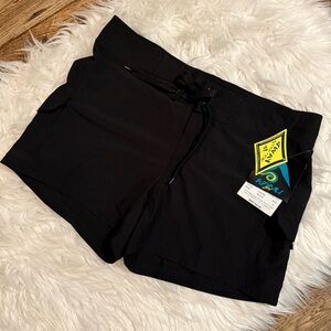 Kanu Surf Breeze Women’s Black Board Shorts Size 6 Quick Dry UPF 50+ NEW